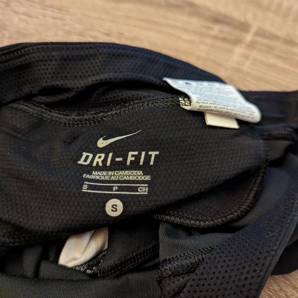 Nike Pro Dri Fit Compression Tights Capri Women's Small - Picture 3 of 3